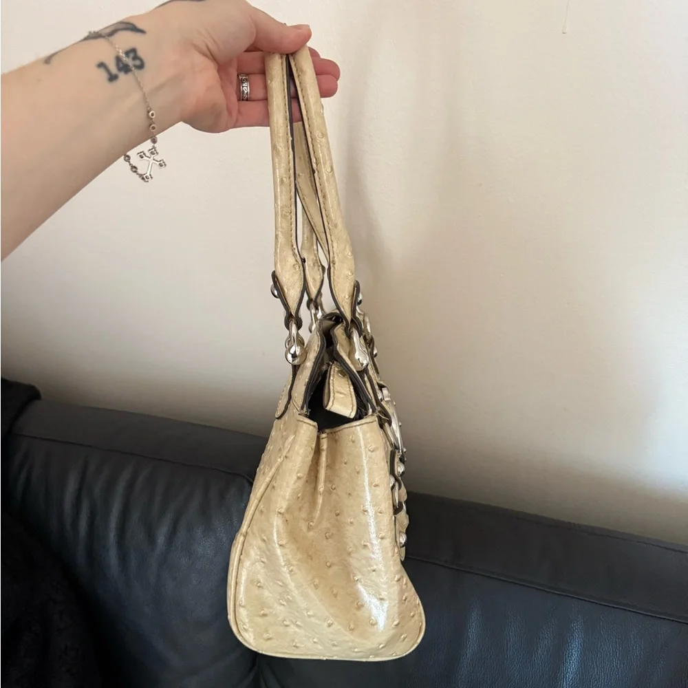 Guess Cream Ostrich-Texture Shoulder Bag with Silver Hardware - Picture 5 of 10
